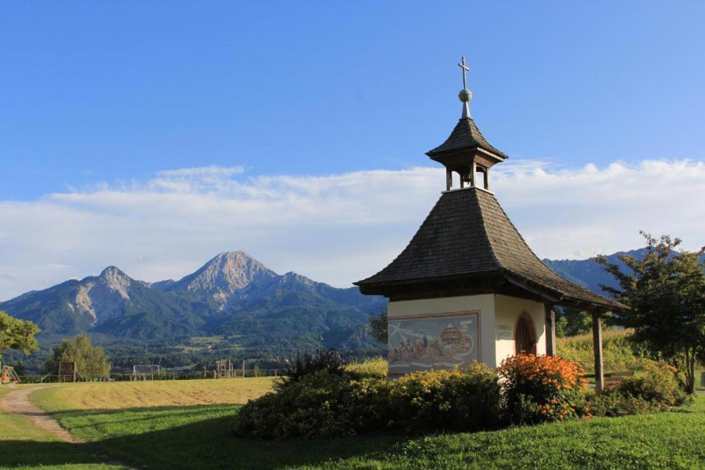 Lieblingsplatzl - Das Apartmenthaus Drobollach am Faakersee Bagian luar foto